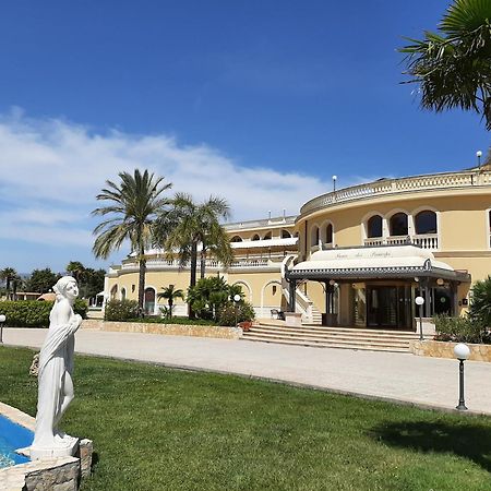 Parco Dei Principi Hotel Roccella Ionica Bagian luar foto