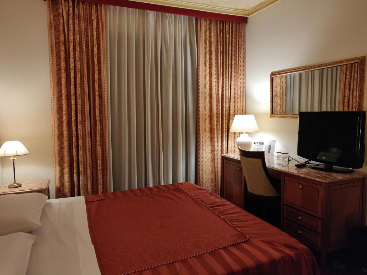 Parco Dei Principi Hotel Roccella Ionica Bagian luar foto