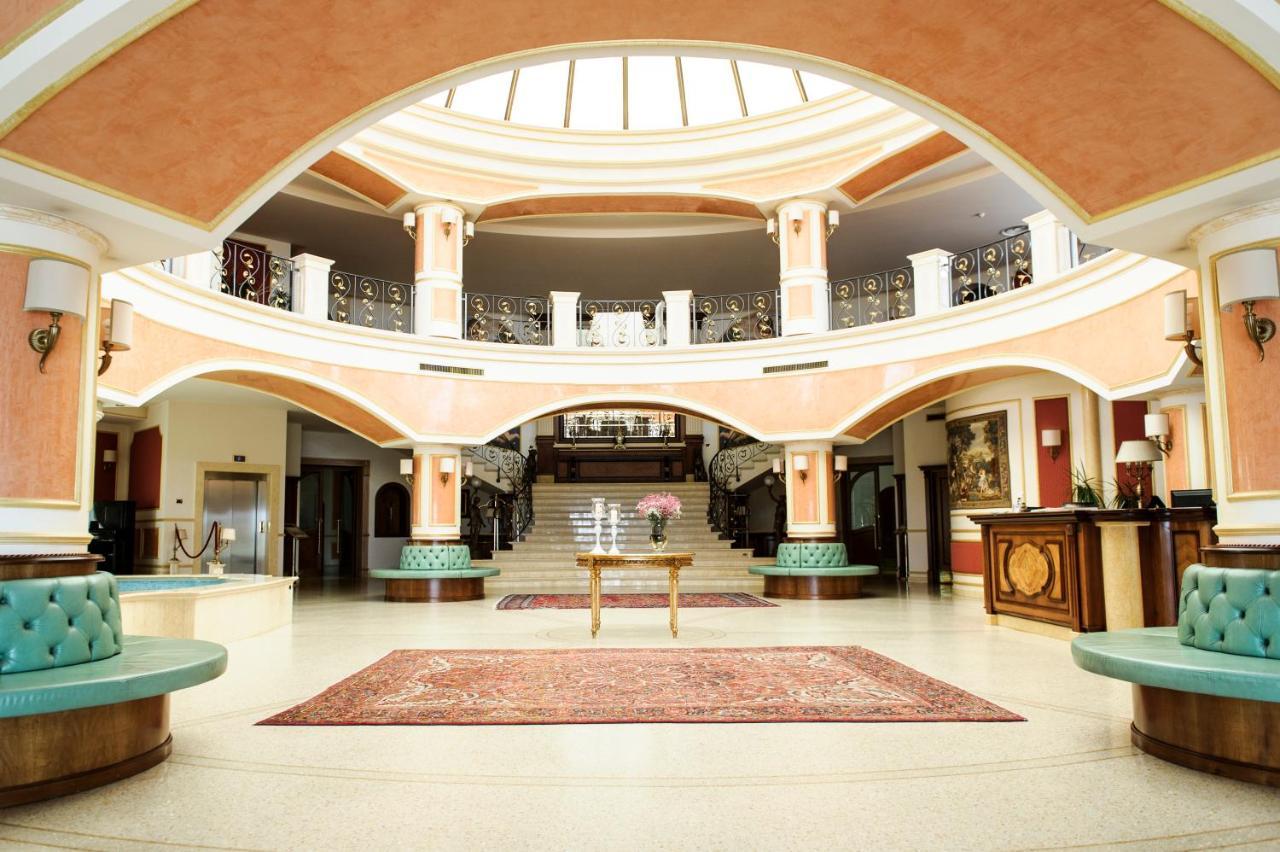 Parco Dei Principi Hotel Roccella Ionica Bagian luar foto