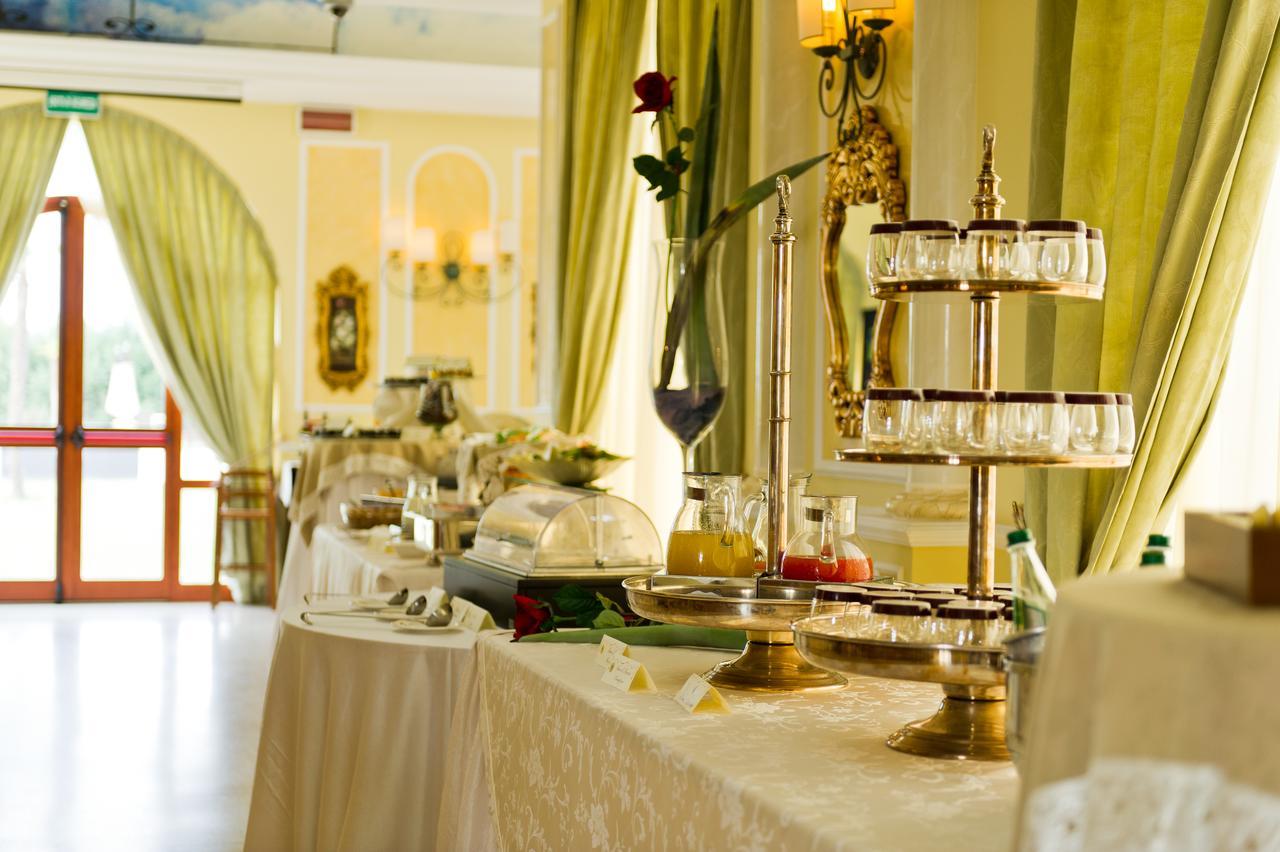 Parco Dei Principi Hotel Roccella Ionica Bagian luar foto